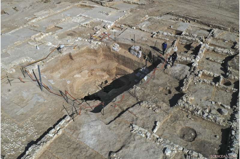 Archaeologists Reveal 1,200-Year-Old Luxury Mansion in Southern Israel