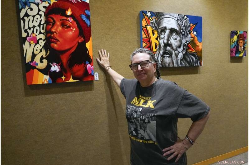 Florida Schools Grapple With New  Don t Say Gay  Law, Facing Confusion