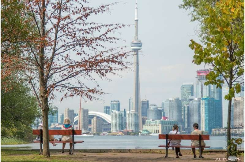Toronto Greenspaces Hinder Racialized Residents: NYU Study Highlights Structural Barriers