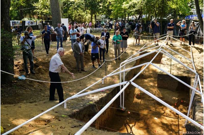 12 Hessian Soldiers  Remains Unearthed at Revolutionary War Battle Site