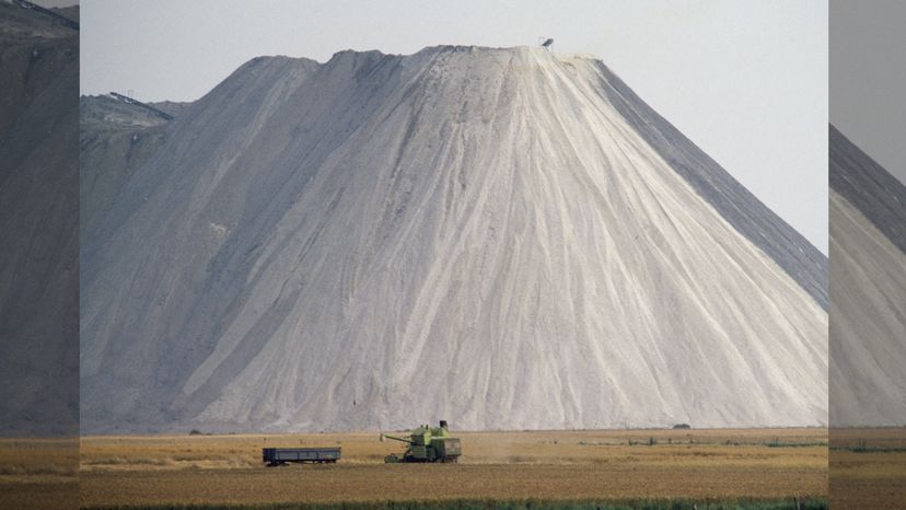 Phosphate Explained: 4 Essential Facts About This Ubiquitous Chemical