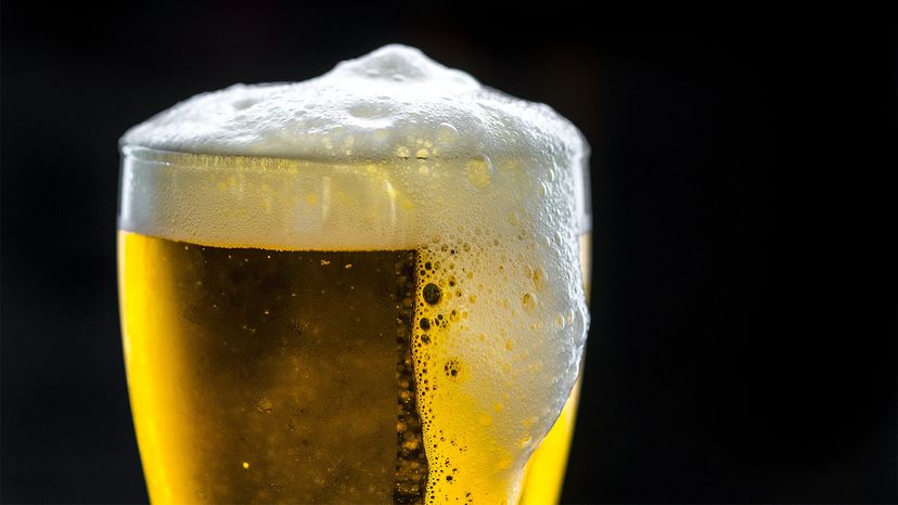 How Esters Shape Beer Flavor: The Key to Its Tangy, Fruity Notes