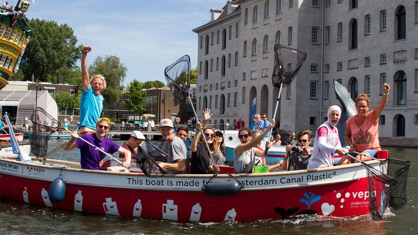 Plastic Whale: Turning Amsterdam s Canal Plastic into Valuable Products