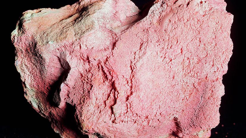Cinnabar: The Stunning Red Mineral Behind Beautiful Artifacts (And Its Toxic Secrets)