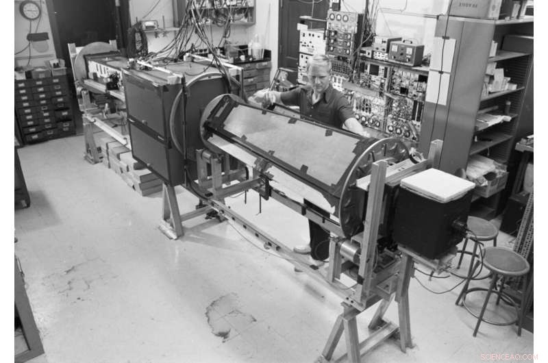 Three Scientists Awarded 2022 Nobel Prize in Physics for Quantum Mechanics Breakthrough