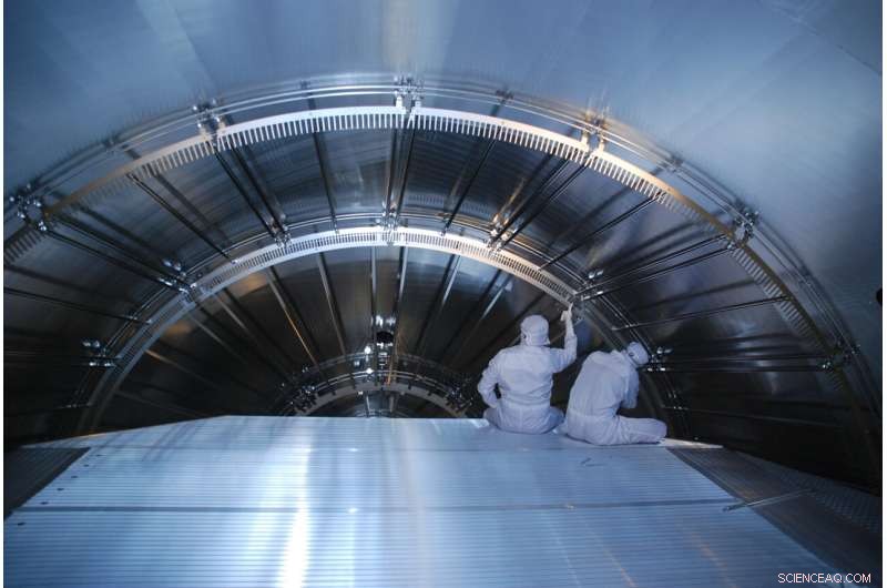 KATRIN Experiment Sets Unprecedented Upper Limit on Neutrino Mass ( 0.8 eV)