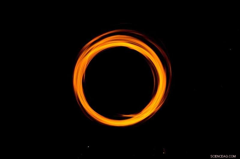 New Study Reveals Inner Horizons of Black Holes Can Carry Electric Charge