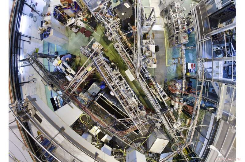 Cutting-Edge Advances in Theoretical Atomic Nucleus Modeling