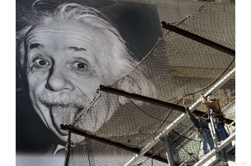 Einstein Manuscript on General Relativity to Sell for Millions at Paris Auction
