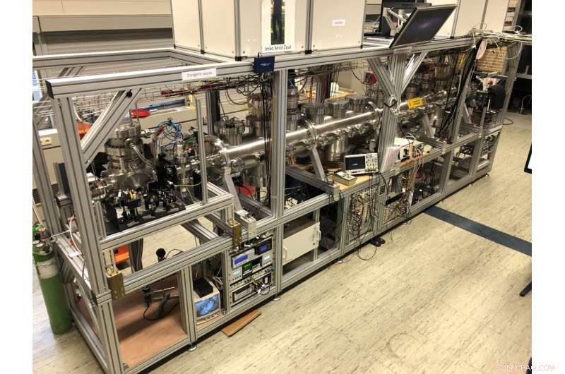 Using Molecular Traps to Discover Physics Beyond the Standard Model