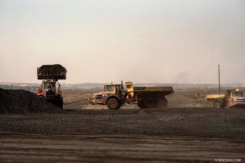 South Africa s Coal Belt Faces Challenges in Transition to a Green Future