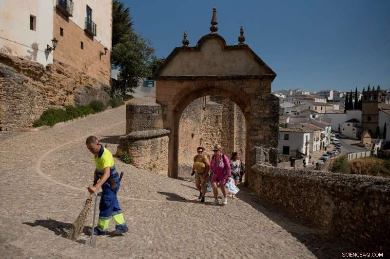 EU Calls for Strict Outdoor Work Temperature Limits Following Heatwave Fatalities