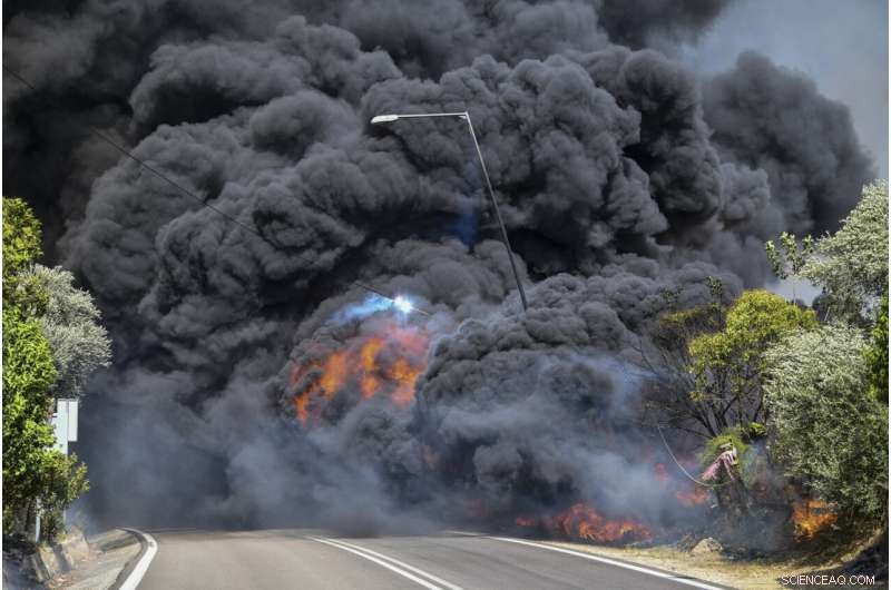 Southern Greece Fires Threaten Homes; Multiple Blazes Still Active