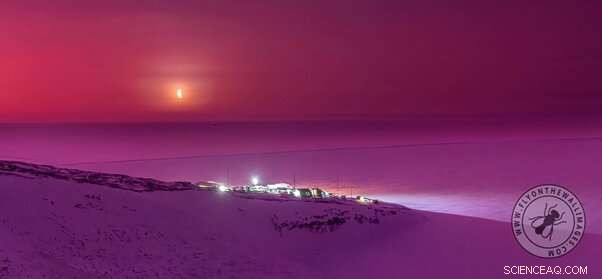 Tonga Volcano’s Afterglow Illuminates Antarctic Skies in Stunning Display