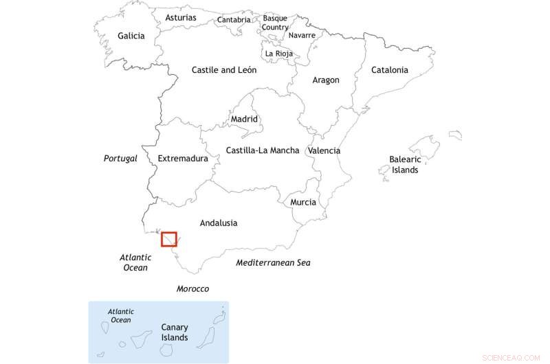 Tracing the Historical Roots of Spain s Current Groundwater Crisis