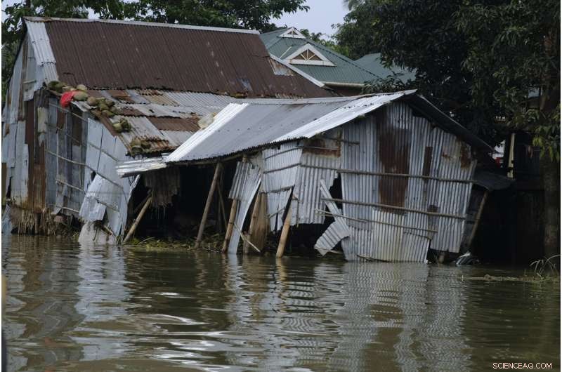 Floodwaters Gradually Decline in Northeast Bangladesh, Bringing Relief to Millions