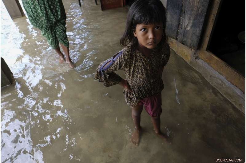 Floodwaters Gradually Decline in Northeast Bangladesh, Bringing Relief to Millions