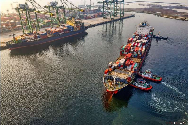 Study Reveals How Melting Arctic Ice Will Reshape International Shipping Routes