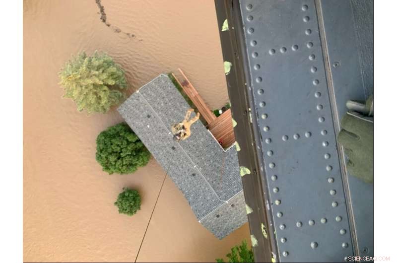 Eastward Heat Wave Hits US, National Guard Rescues Yellowstone Flood Victims