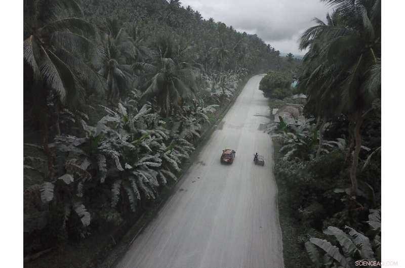 Bulusan Volcano Eruption Blanket Sorsogon Towns in Ash; Evacuations and No Initial Casualties Reported
