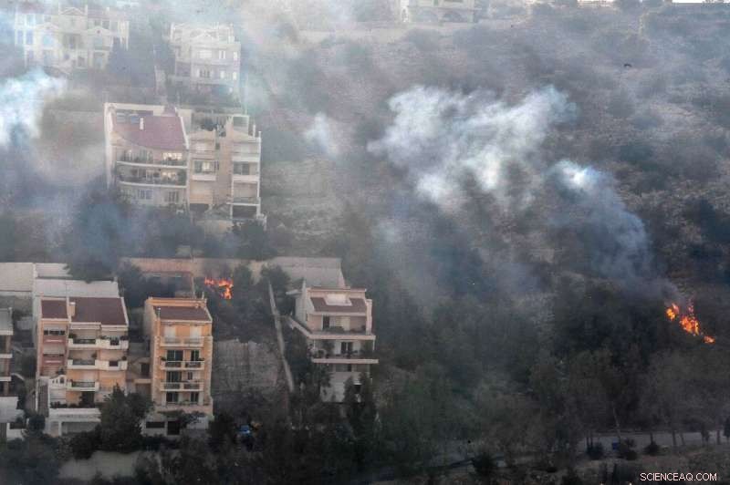 Greece Evacuates Athens Suburb Amid Fierce Wildfire Threat