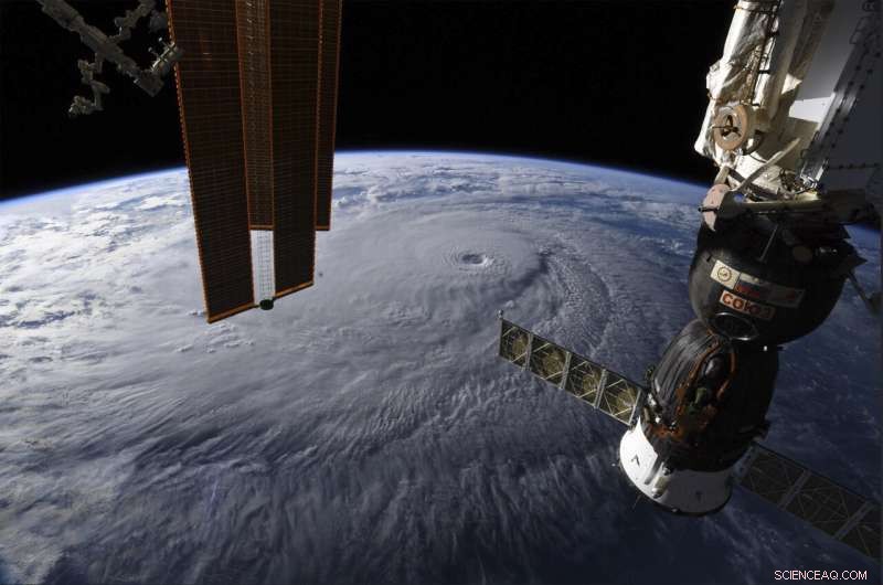 Hawaii Expected to Experience a Mild Hurricane Season Amid La Niña