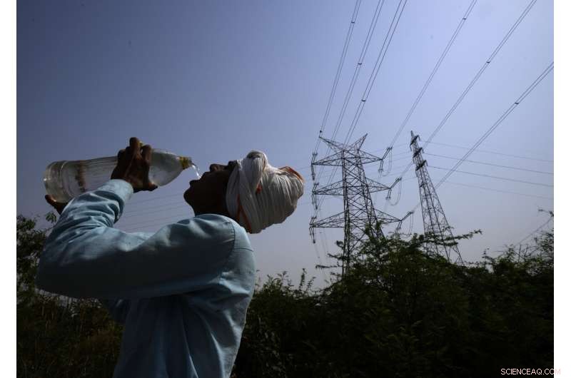 India Faces Record Power Shortages Amid Unprecedented Heat Wave