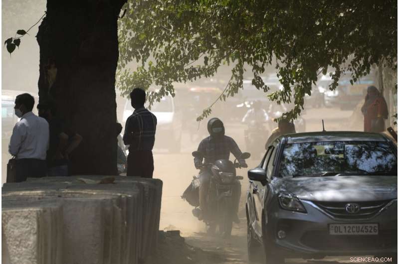 India s North West Grapples with Early Heat Wave, Record High Temperatures Forecasted