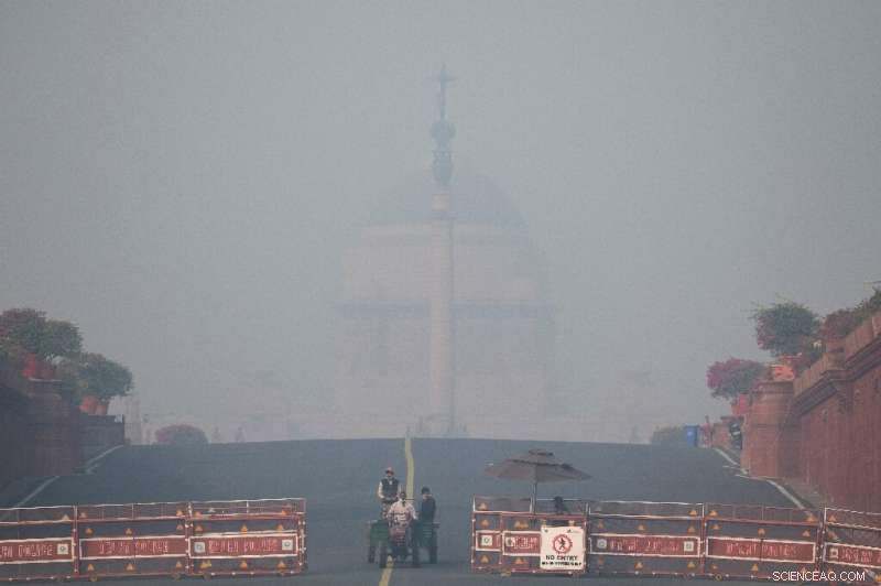 Compact, Green, Car‑Free Cities: A Powerful Strategy Against Climate Change