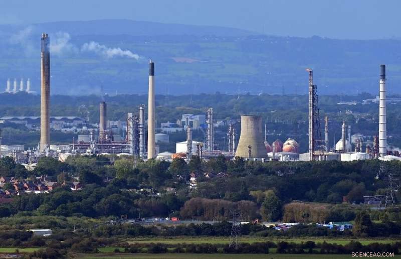 Rich Nations Must Cease Oil Production by 2034 to Combat Climate Change, Tyndall Report Says