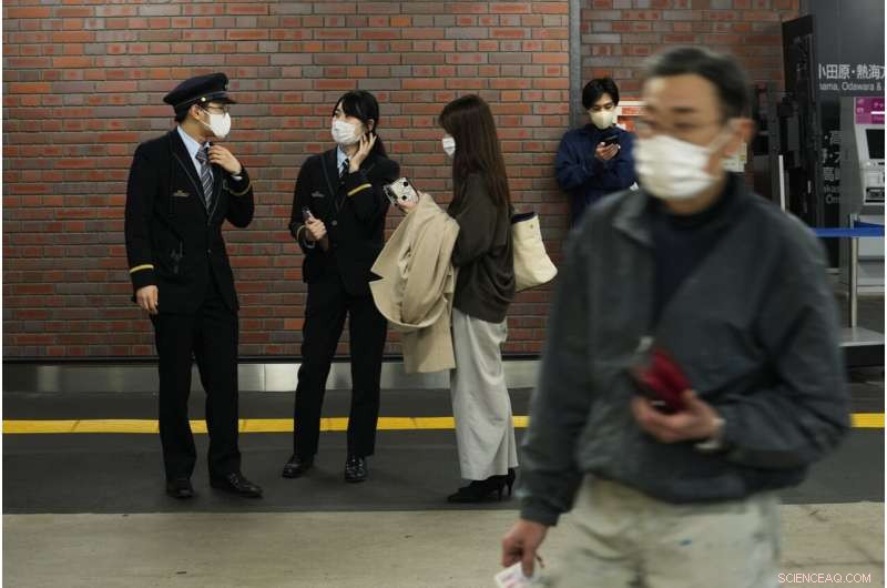 7.4-Magnitude Earthquake Hits Northern Japan, 4 Dead, Over 90 Injured