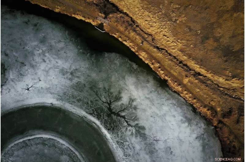 Innovative Soil-Freezing Detection Technique Enhances Safety for Permafrost Construction