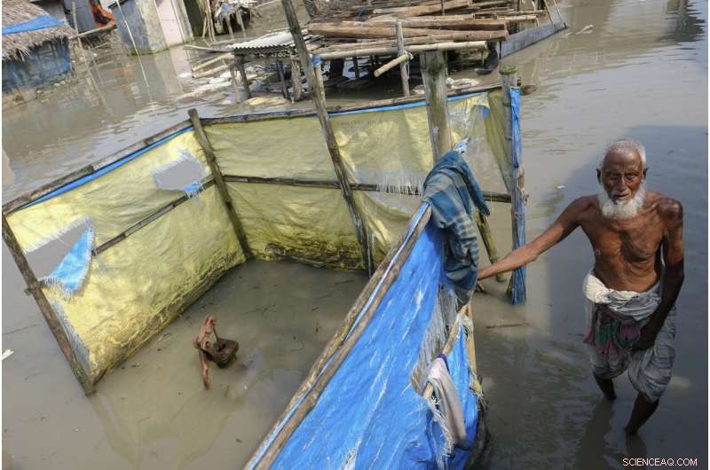 UN Warns Climate Change Will Displace 143 Million People, Primarily in Asia