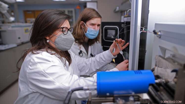 New Study Reveals Diverse Contaminants in Fracking Wastewater, Guiding Safer Disposal Standards