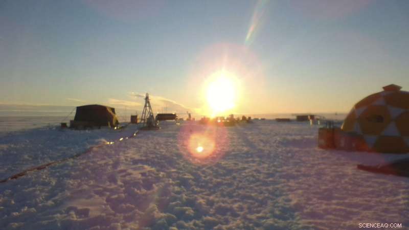 Large Iceberg Impedes Scientists’ Investigation of Thwaites Glacier Collapse