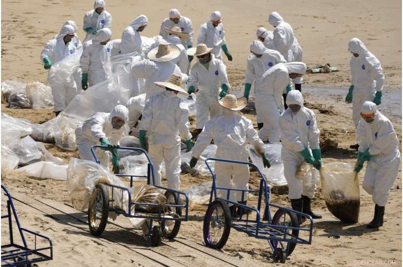 Strong Winds and Cleanup Operations Keep Oil Spill from Reaching Thailand’s Resort Island