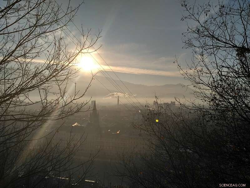 Effective Air‑Quality Policies: Reducing Fine‑Particle Mortality at Minimal Cost