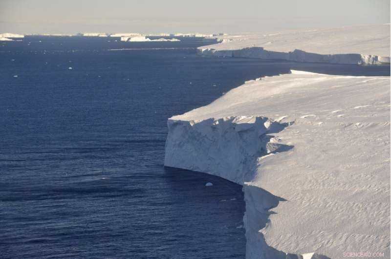 Scientists Set Sail to Study Thwaites Glacier, Antarctica s Doomsday Ice Mass
