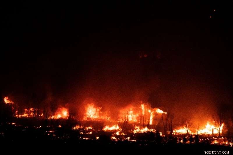 Colorado Wildfire Devastates Superior; Governor Highlights Rapid Spread