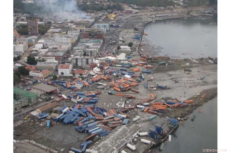 Tsunami-Generated Magnetic Fields Detectable Minutes Before Sea-Level Rise