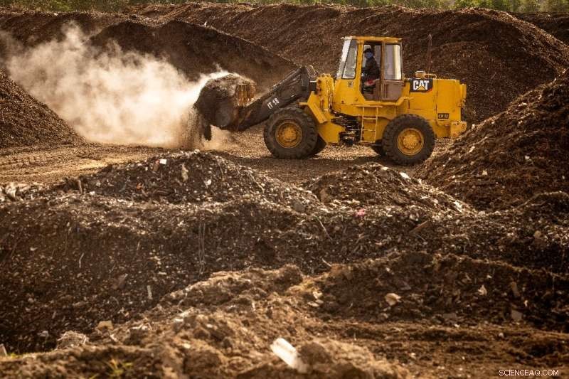 Elephant Vert Transforms Morocco s Waste into Compost, Tackling Trash Crisis