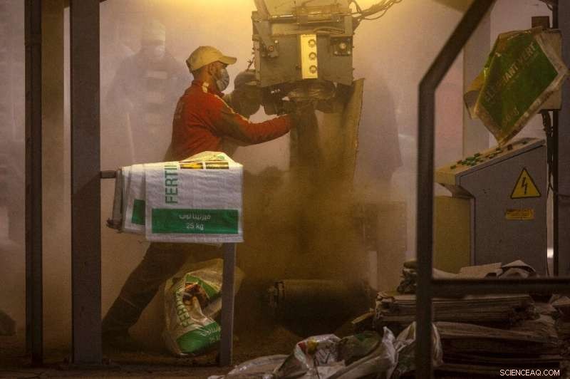 Elephant Vert Transforms Morocco s Waste into Compost, Tackling Trash Crisis