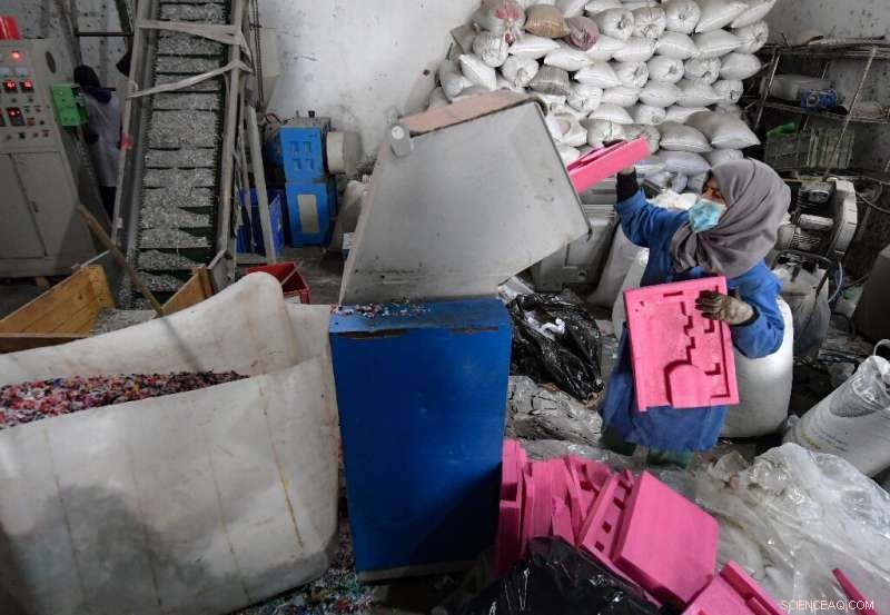 Tunisia s Recycling Crisis: Workers Battle Mounting Waste Amid Rising Social Unrest