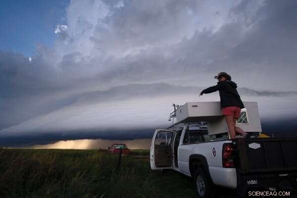 How a Warming Climate Affects Tornadoes and Their Storm Precursors