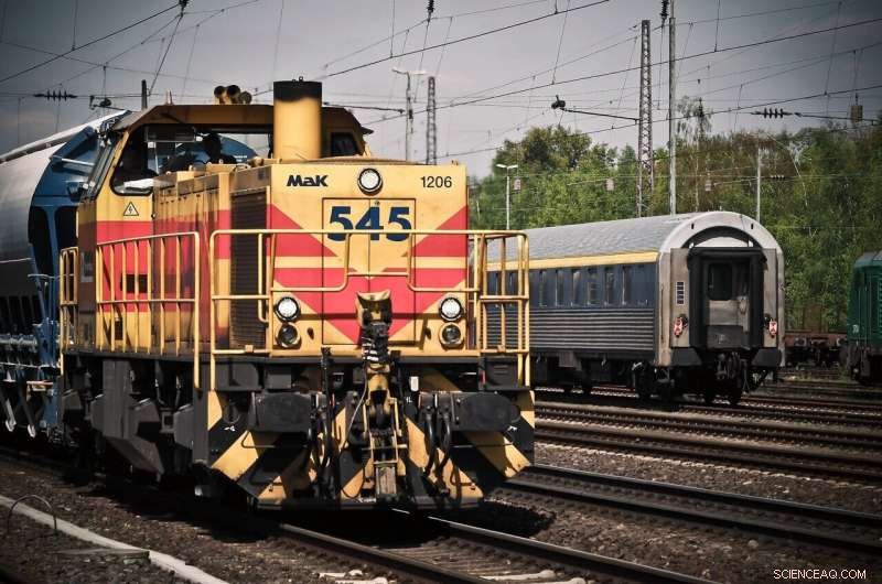 Battery‑Electric Trains: Pathways to Environmental Justice, Cost Savings, and Resilience in the U.S.