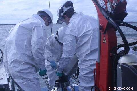 NIST and EPA Release New Sediment-Based Method for Detecting Organic Pollutants in the Great Lakes