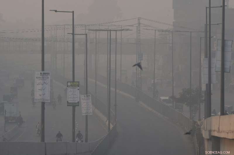 Lahore Suffers Record Smog Levels: Residents Demand Urgent Action