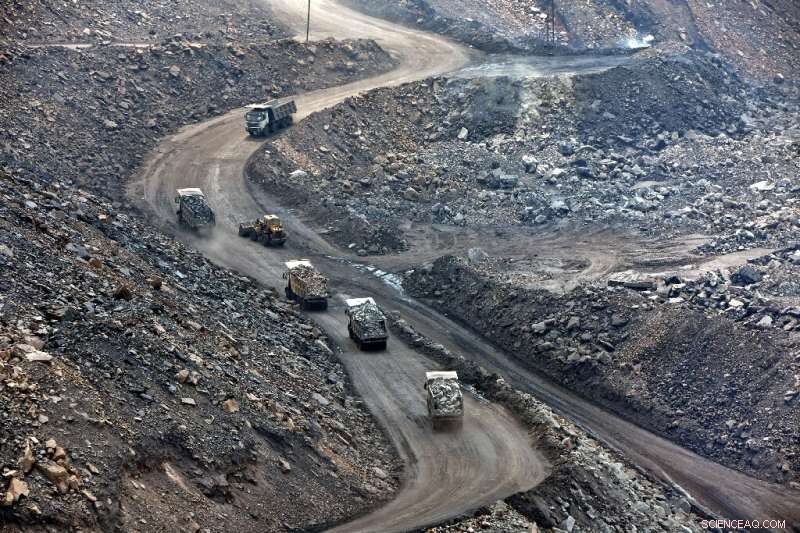 India s Coal Dependence: Fueling Growth Amid Environmental Challenges