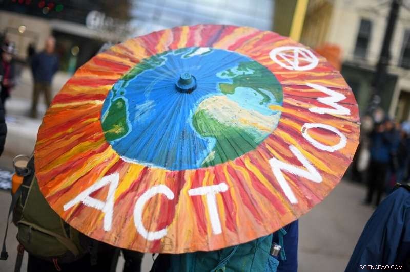 Glasgow Climate Summit Faces Final Week Amid Global Disparities