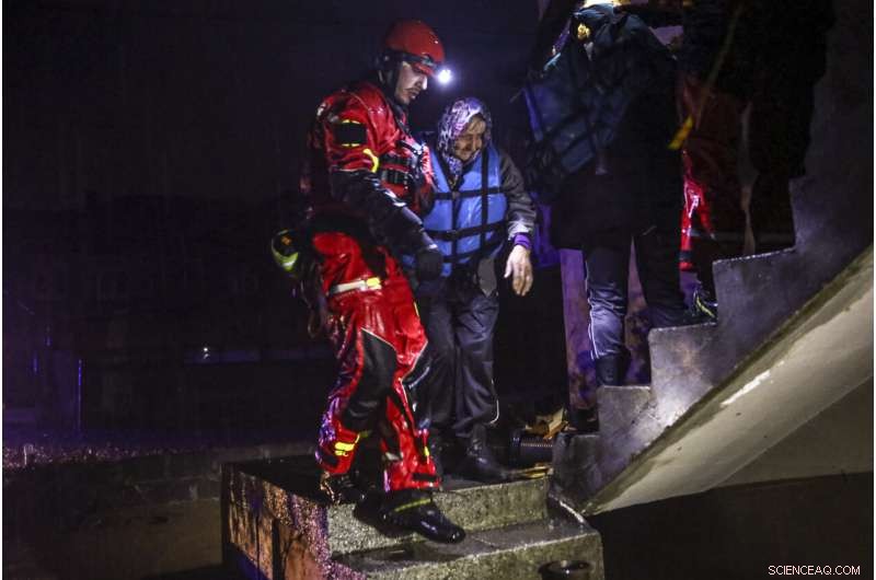 Severe Flash Floods in Bosnia Force Evacuations and Cause Power Outages